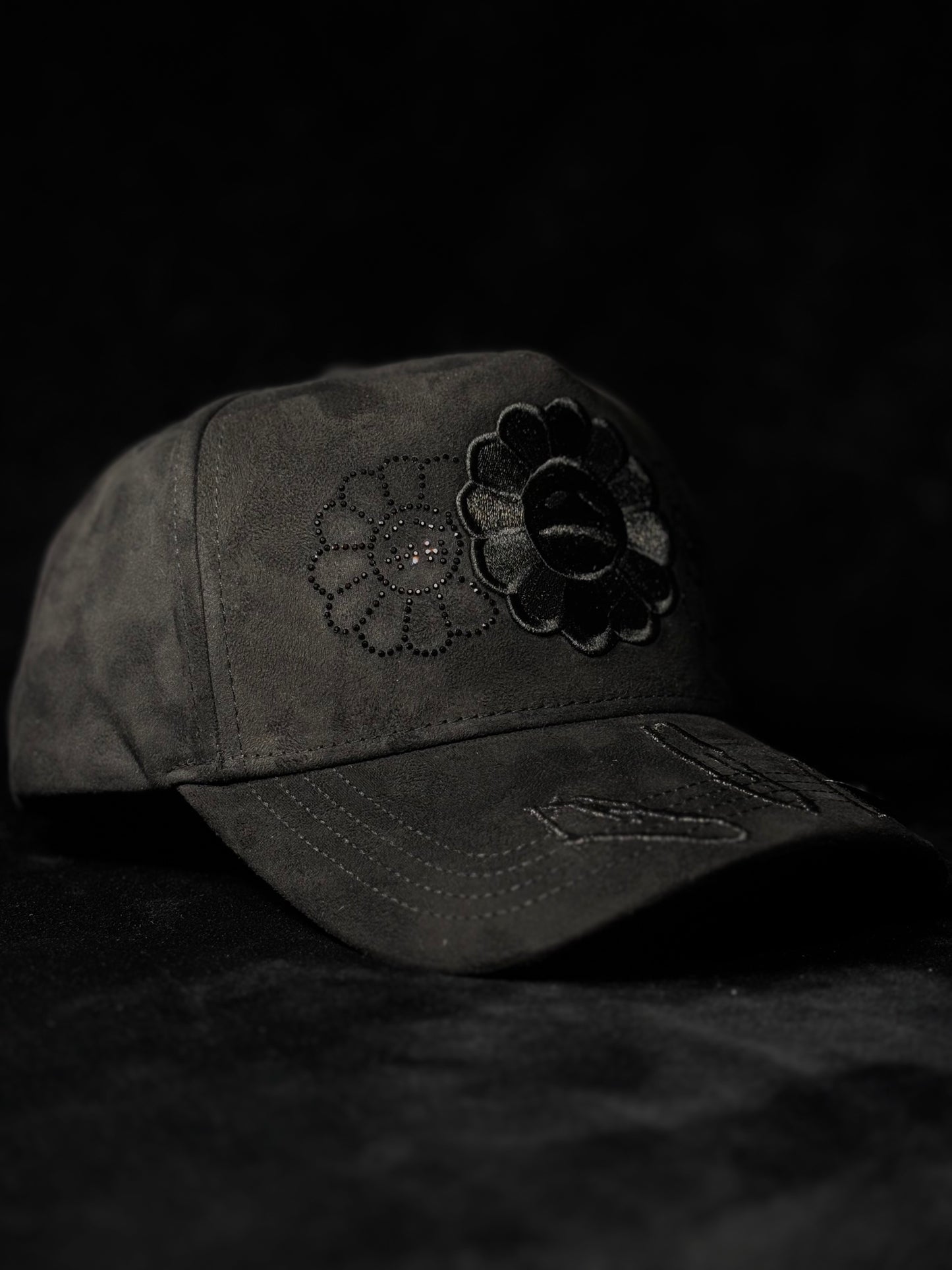 Innedit “Black Crystals”